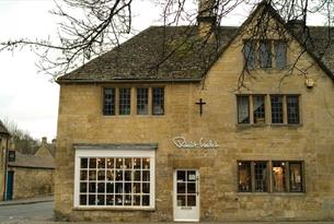 Shopping in the Cotswolds